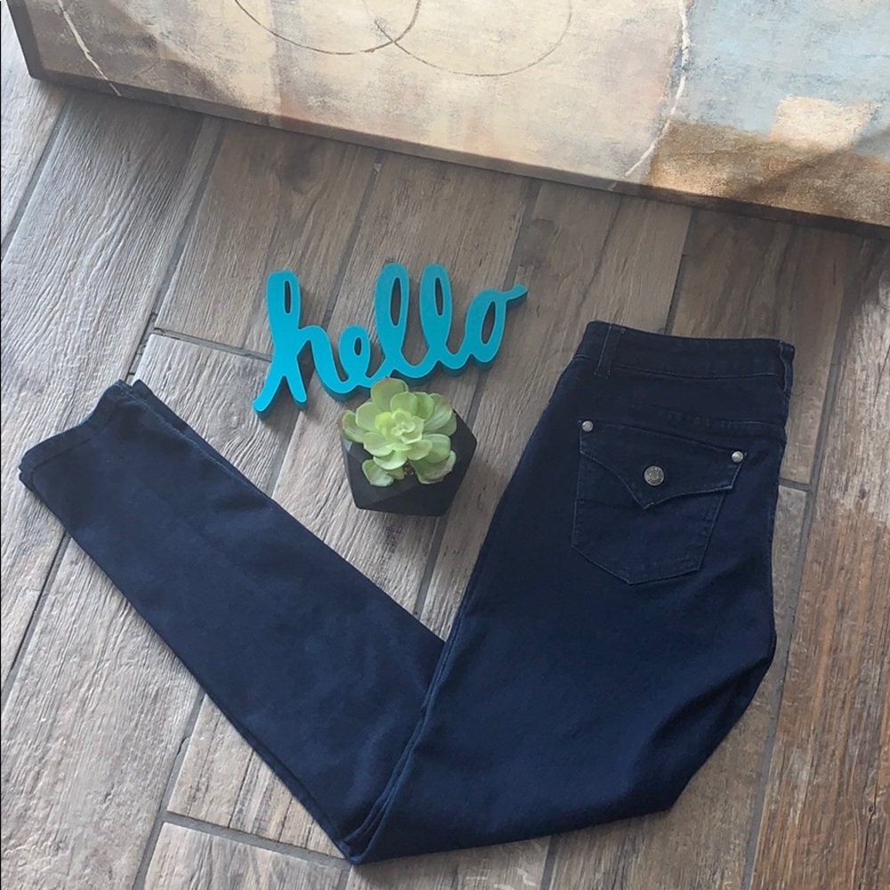 EUC! Celebrity Pink dark wash blue jeans